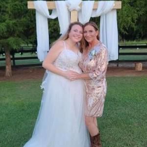 Meet your Posher, Deania